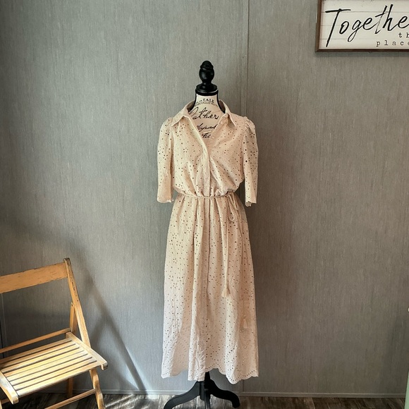 H&M Dresses & Skirts - New With Tags H&M Elegant Cream Eyelet Dress Size Small